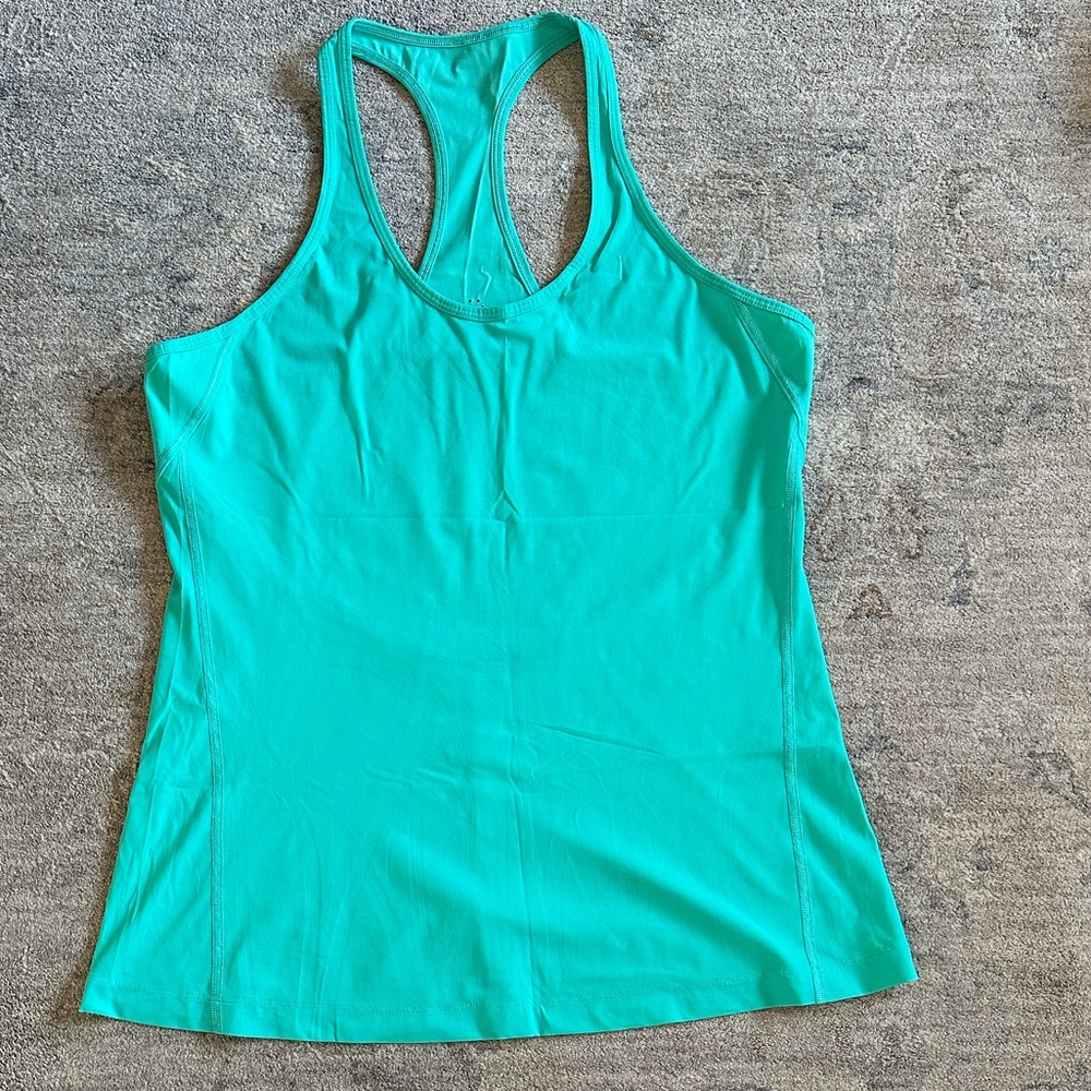 Lululemon women’s tank top
Size:see measurements
Color:mint green